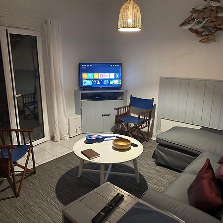 Kyparissia De Wandelboom Villa Vrises  Luaran gambar