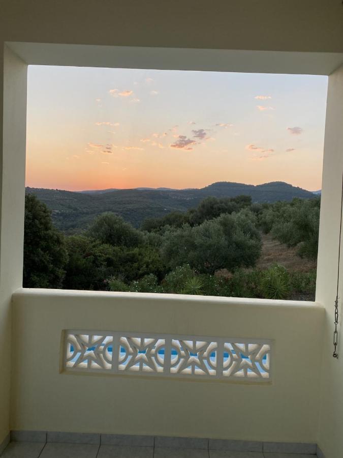 Kyparissia De Wandelboom Villa Vrises  Luaran gambar