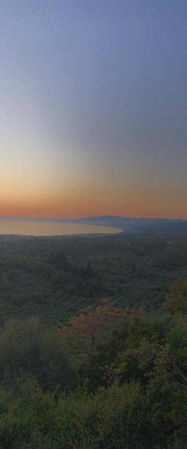Kyparissia De Wandelboom Villa Vrises  Luaran gambar